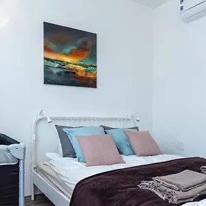 Amphora Luxury With Free Private Parking And Cozy Balcony Apartament